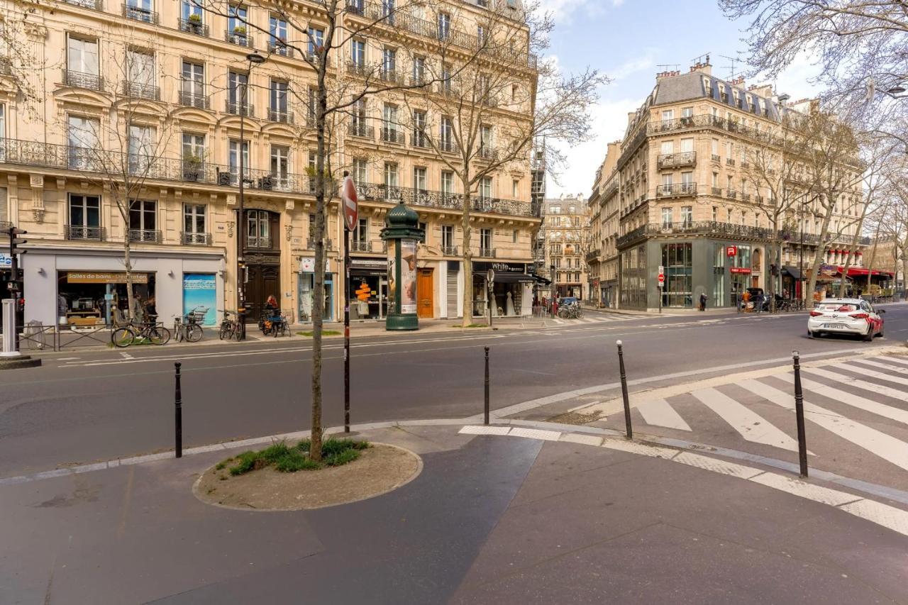 Bright And Homely 1 Bedroom Rooftop In The Marais In Appartement Parijs