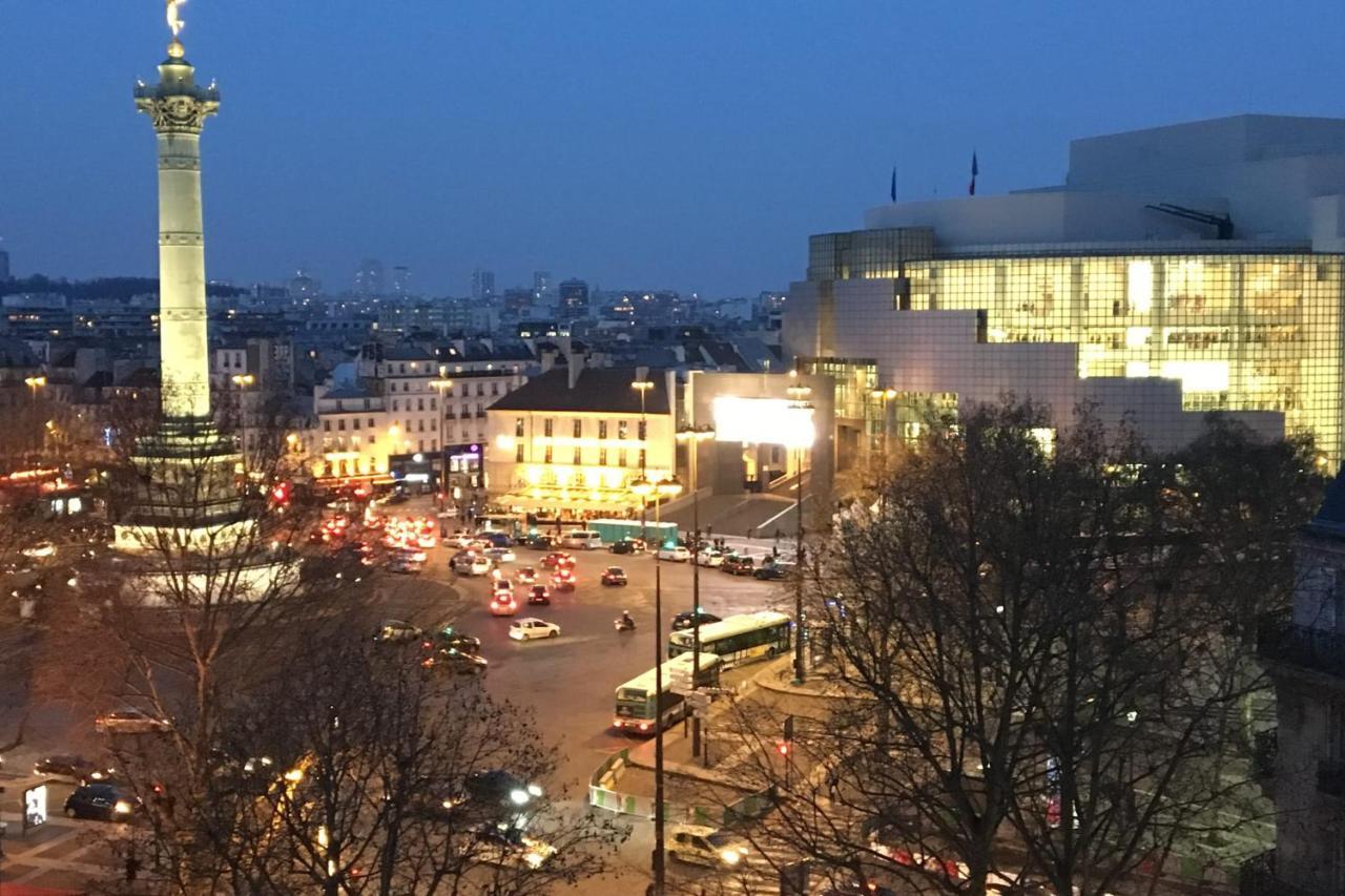 Bright And Homely 1 Bedroom Rooftop In The Marais In Appartement Parijs